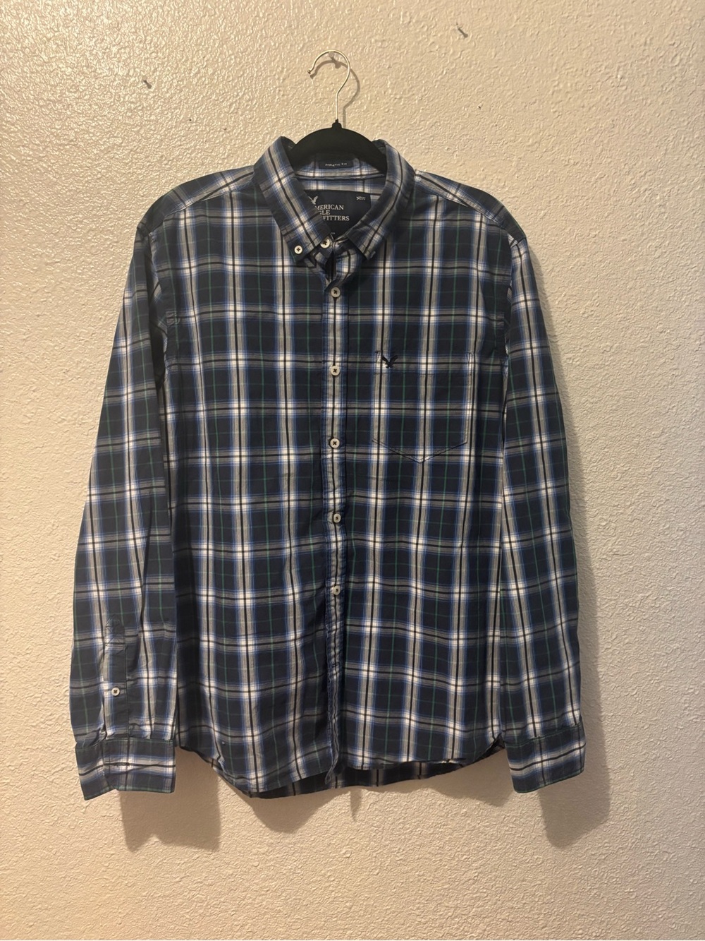 American Eagle Plaid Button-Down Shirt
